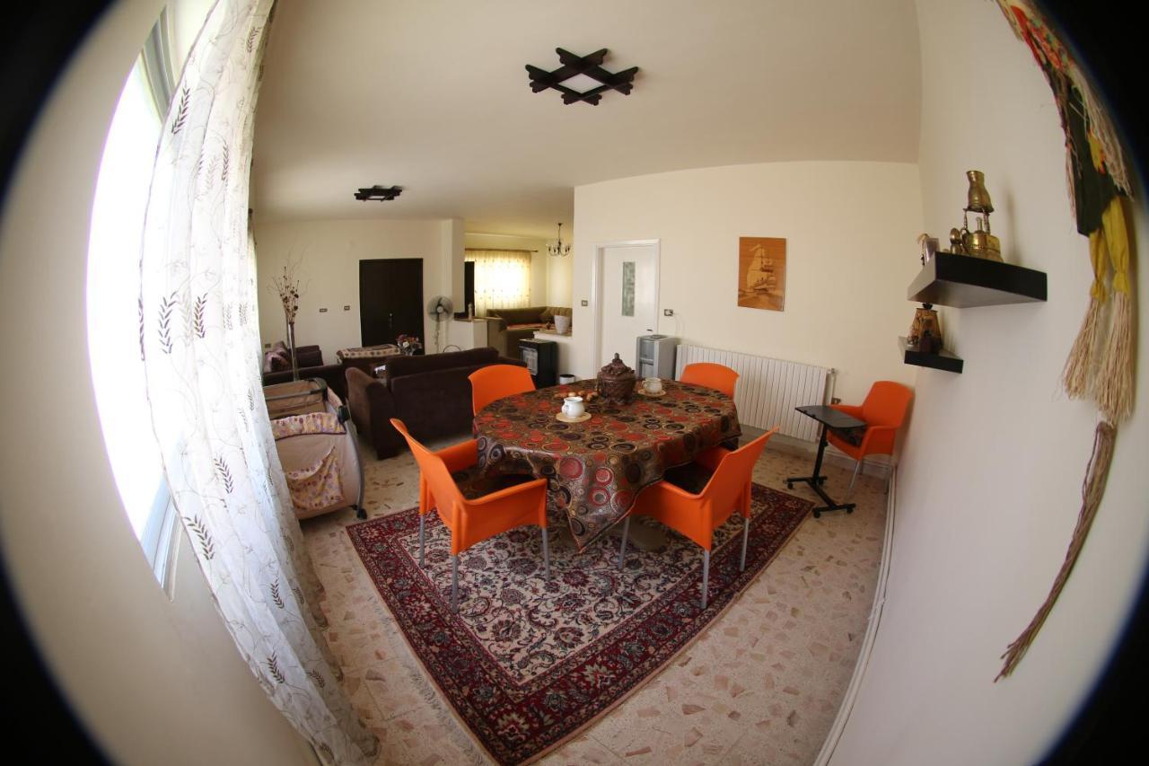 Alice & Andrew Apt. Few Steps To Madaba Old City Center Exteriör bild