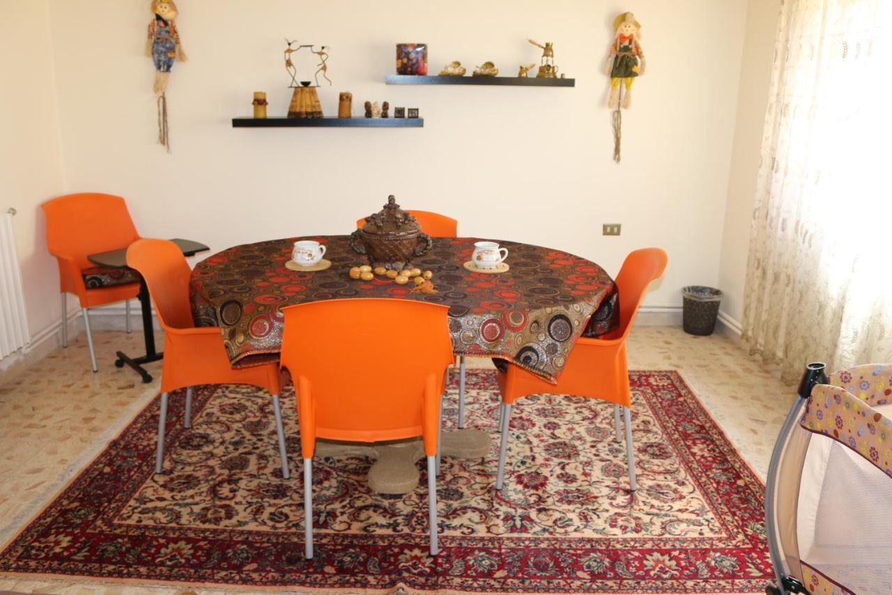 Alice & Andrew Apt. Few Steps To Madaba Old City Center Exteriör bild