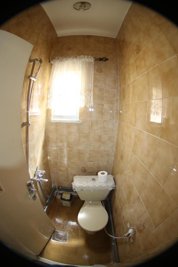 Alice & Andrew Apt. Few Steps To Madaba Old City Center Exteriör bild